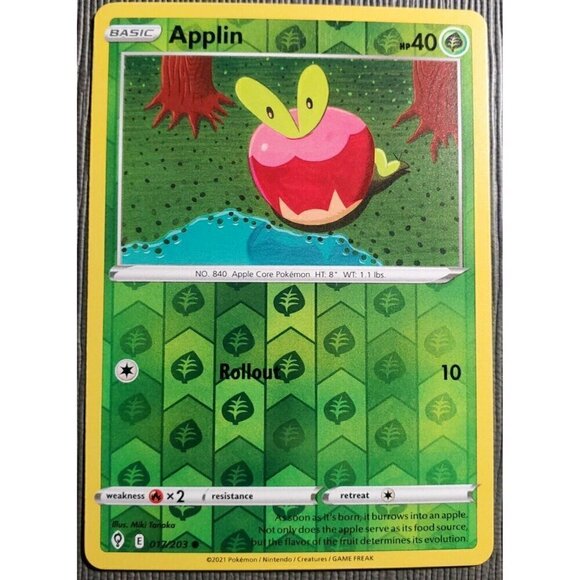 Pokemon TCG - Applin [Reverse Holo] -  017/203 - Evolving Skies - MP - Picture 1 of 2